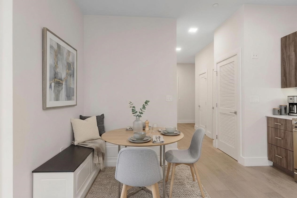 24 Rush Street, Unit E Somerville, MA 02145 - Photo 5 of 16