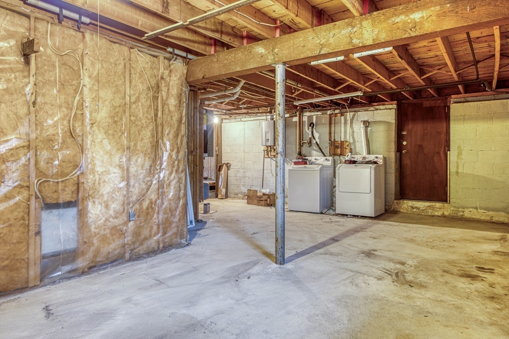 31 Raven Road Dracut, MA 01826 - Photo 34 of 41 Gallery Image 34