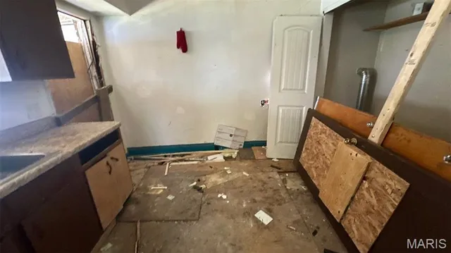 $12,100 | 2205 East 24th Street, Granite City, IL 62040