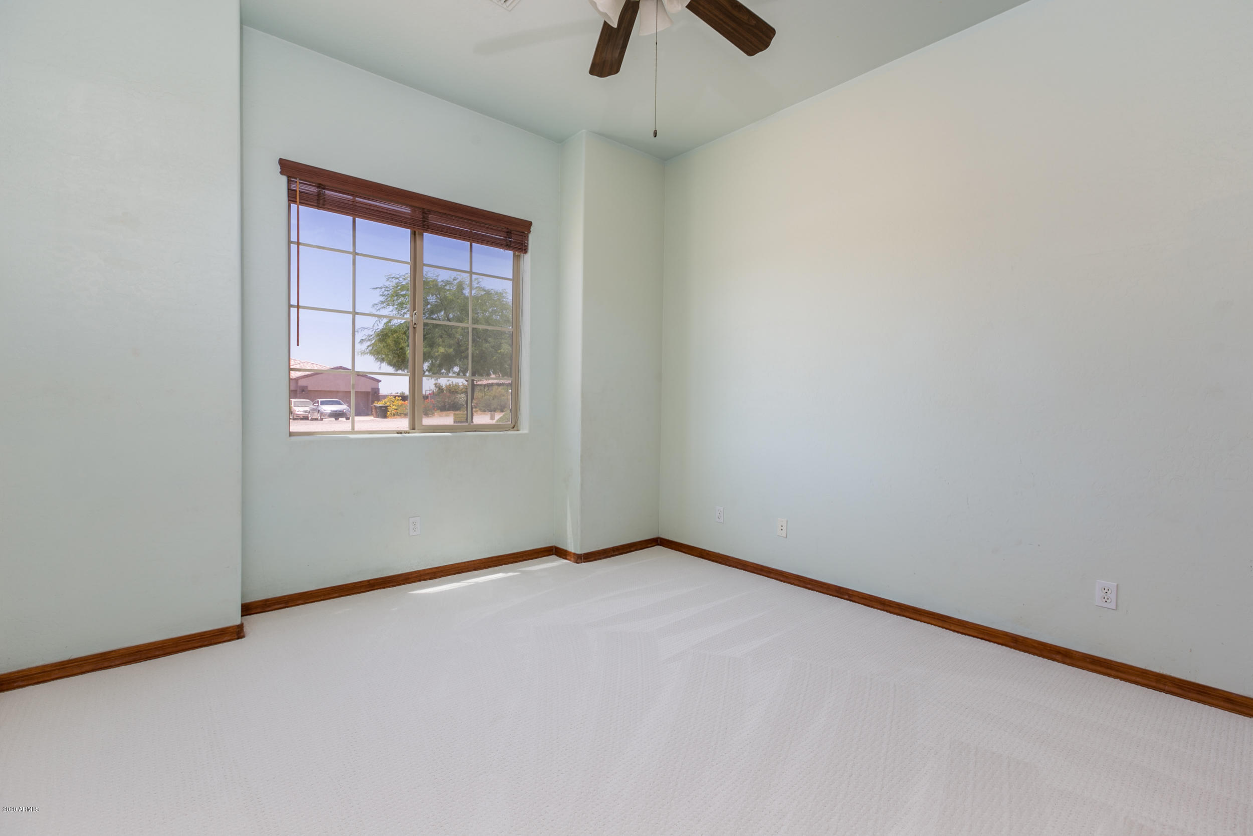 12628 West Ocotillo Road Glendale, AZ 85307 - Photo 13 of 21 12628 W Ocotillo-23