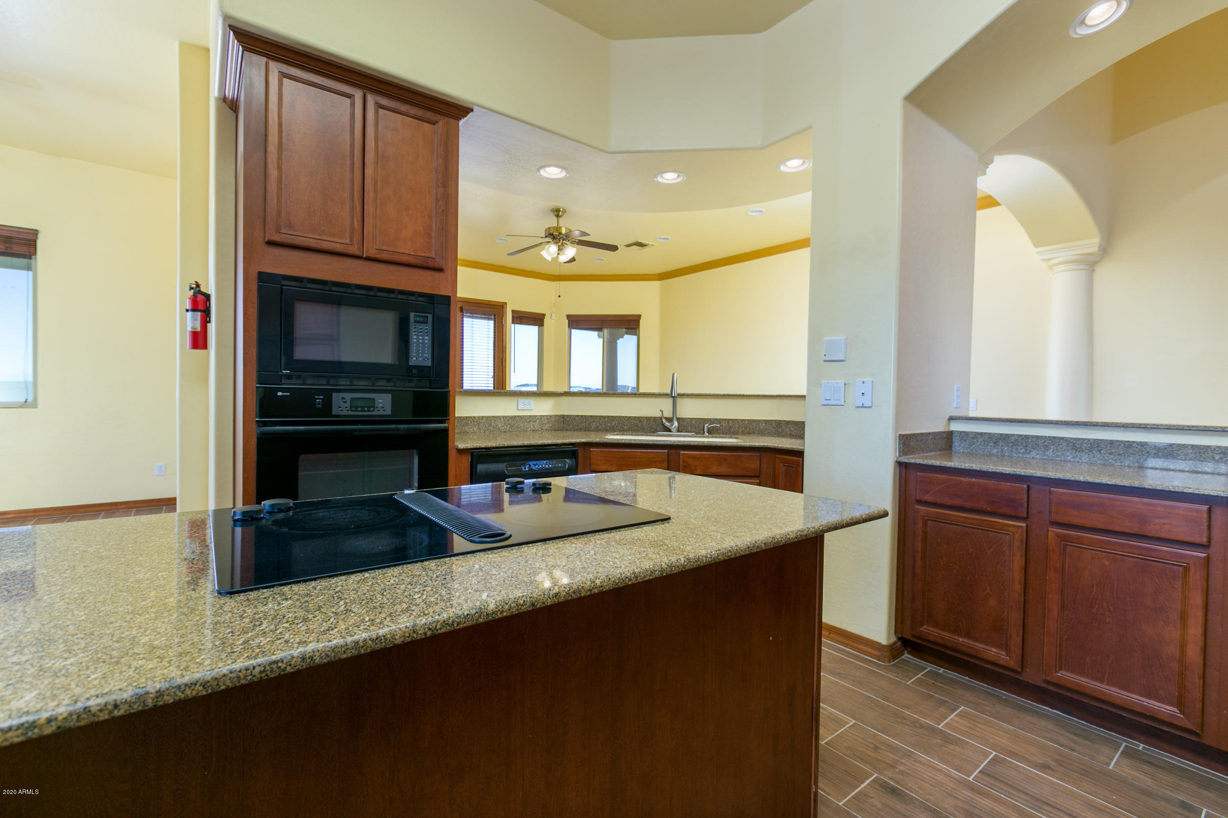 12628 West Ocotillo Road Glendale, AZ 85307 - Photo 2 of 21 12628 W Ocotillo-14