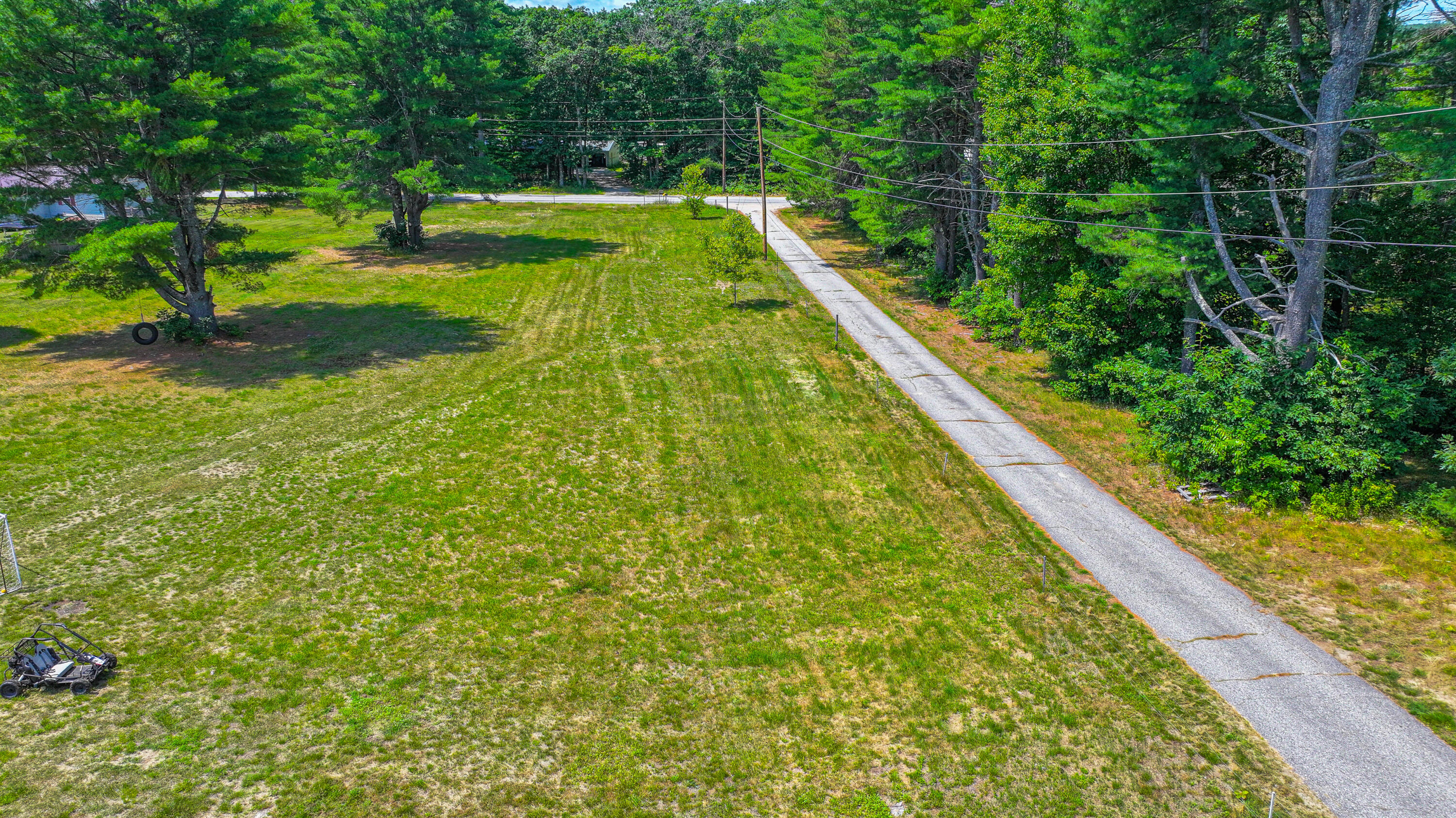 69 Skeetfield Road Oxford, ME 04270 - Photo 12 of 61 Driveway