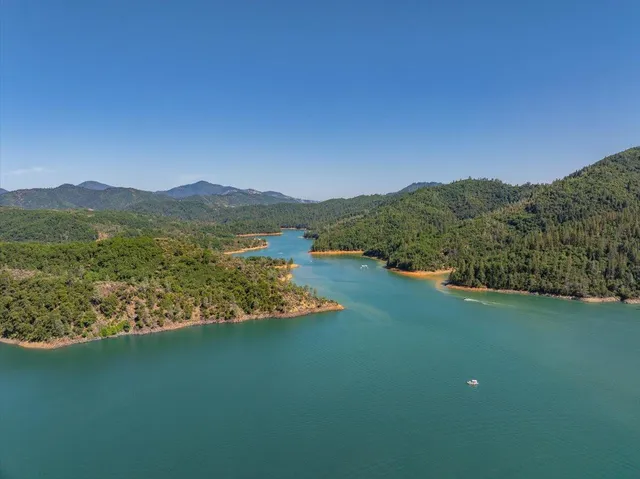 $525,000 | 19742 Shasta Drive, Lakehead, CA 96051