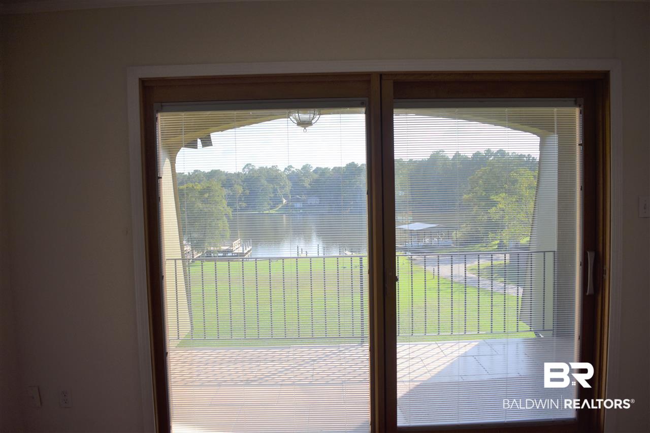 312 Riverbend Drive, Unit 312 Mobile, AL 36605 - Photo 9 of 43