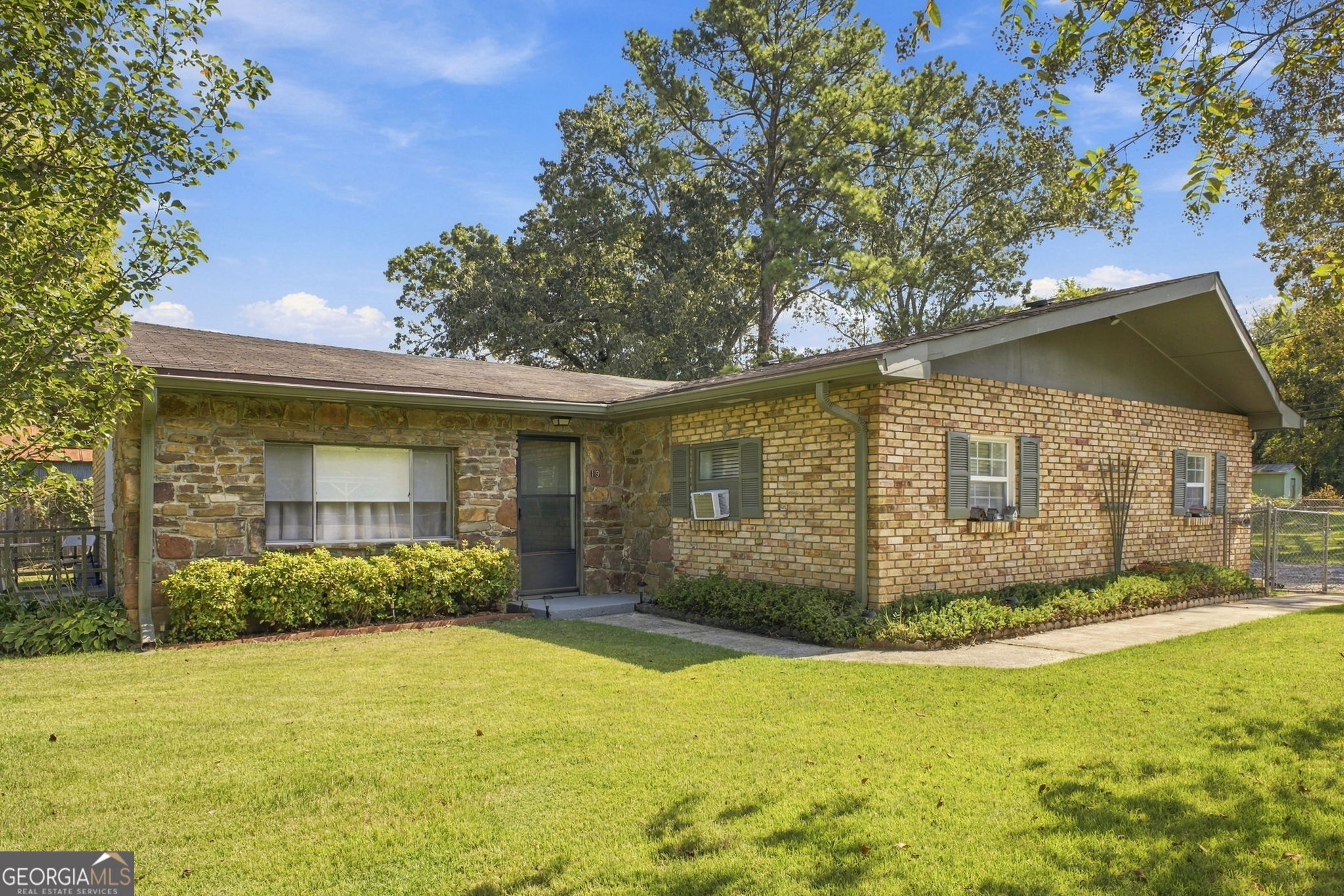 19 Watts Way Rome, GA 30165 - Photo 1 of 25 Gallery Image 1