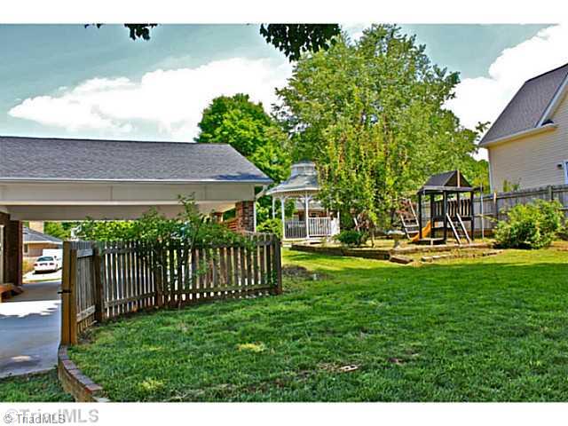 4601 Highberry Road Greensboro, NC 27410 - Photo 16 of 16 Yard/Garden.