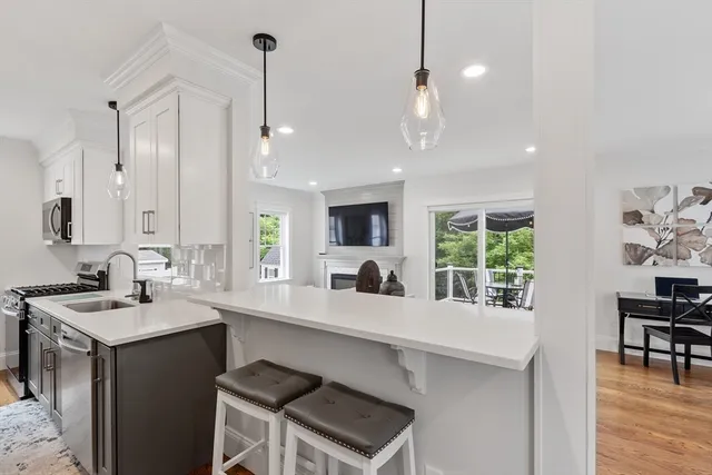 $850,000 | 106 Ash Street, Unit 2, Danvers, MA 01923