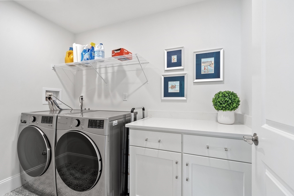 106 Ash Street, Unit 2 Danvers, MA 01923 - Photo 16 of 27