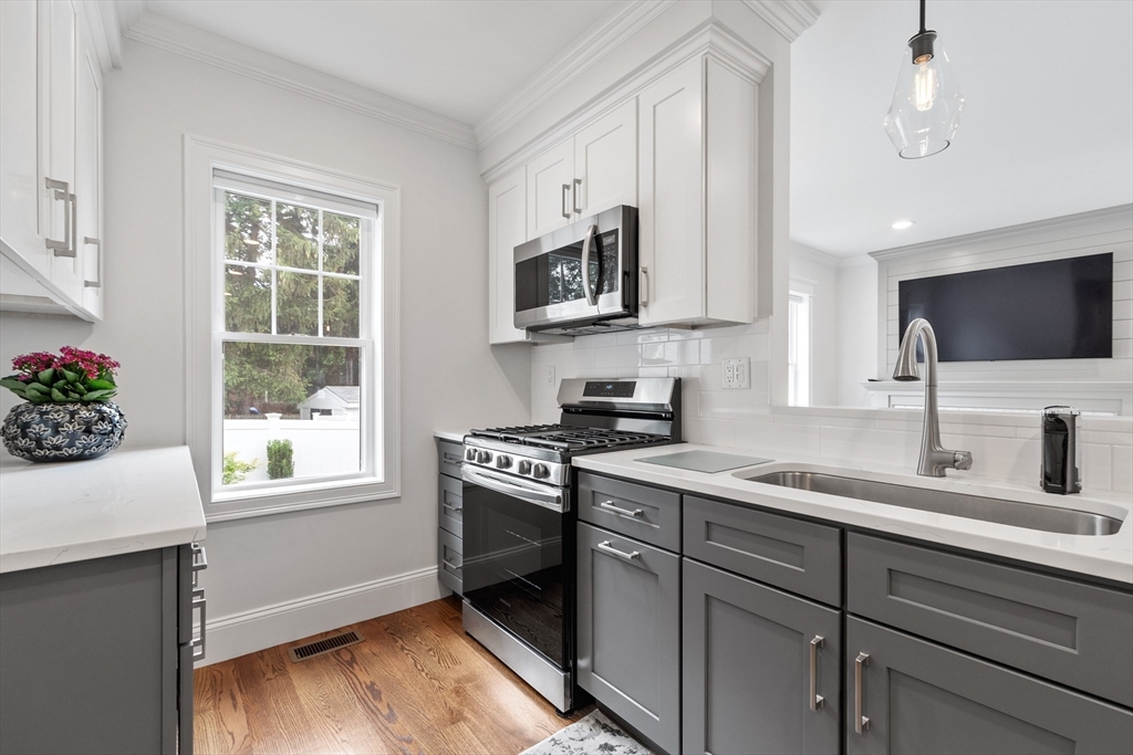 106 Ash Street, Unit 2 Danvers, MA 01923 - Photo 9 of 27