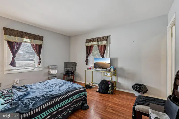 $340,000 | 32 Millbrook Drive, Willingboro, NJ 08046