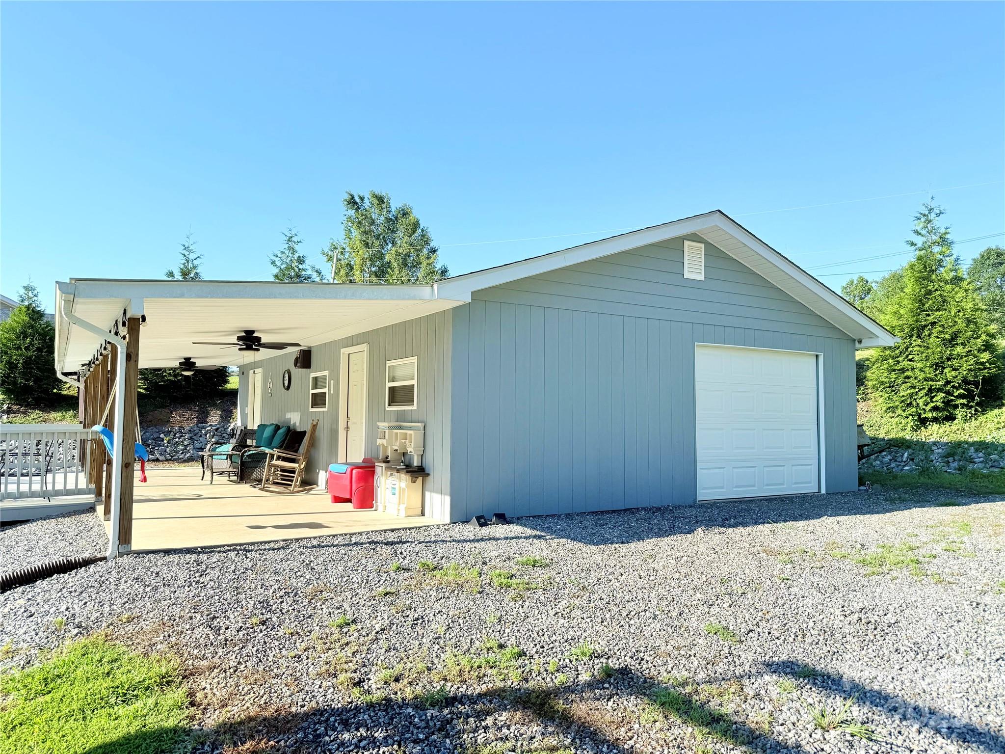 345 Mount Pleasant Church Road Marion, NC 28752 - Photo 8 of 29 Gallery Image 8