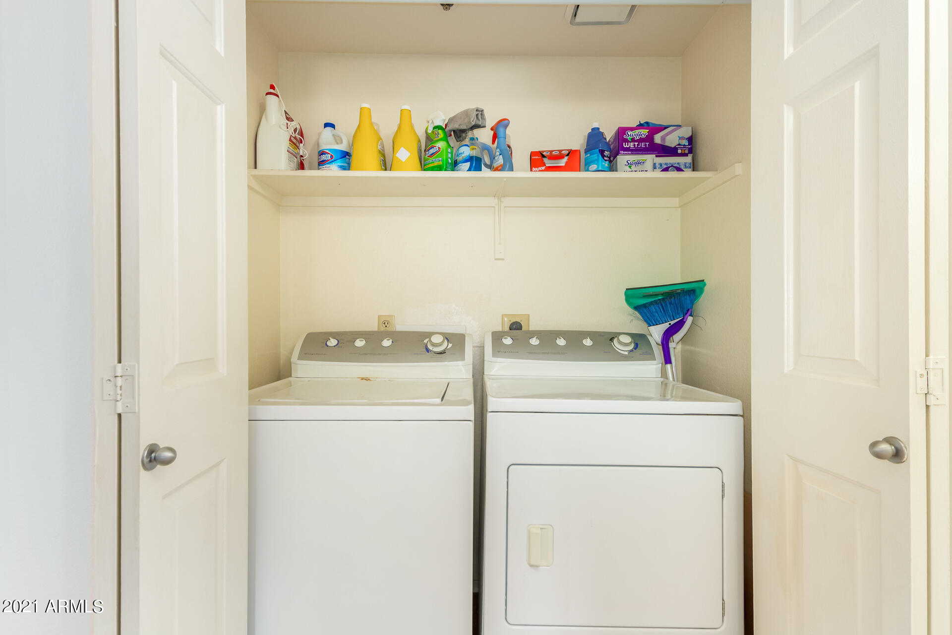 1825 West Ray Road, Unit 2149 Chandler, AZ 85224 - Photo 18 of 24 Laundry