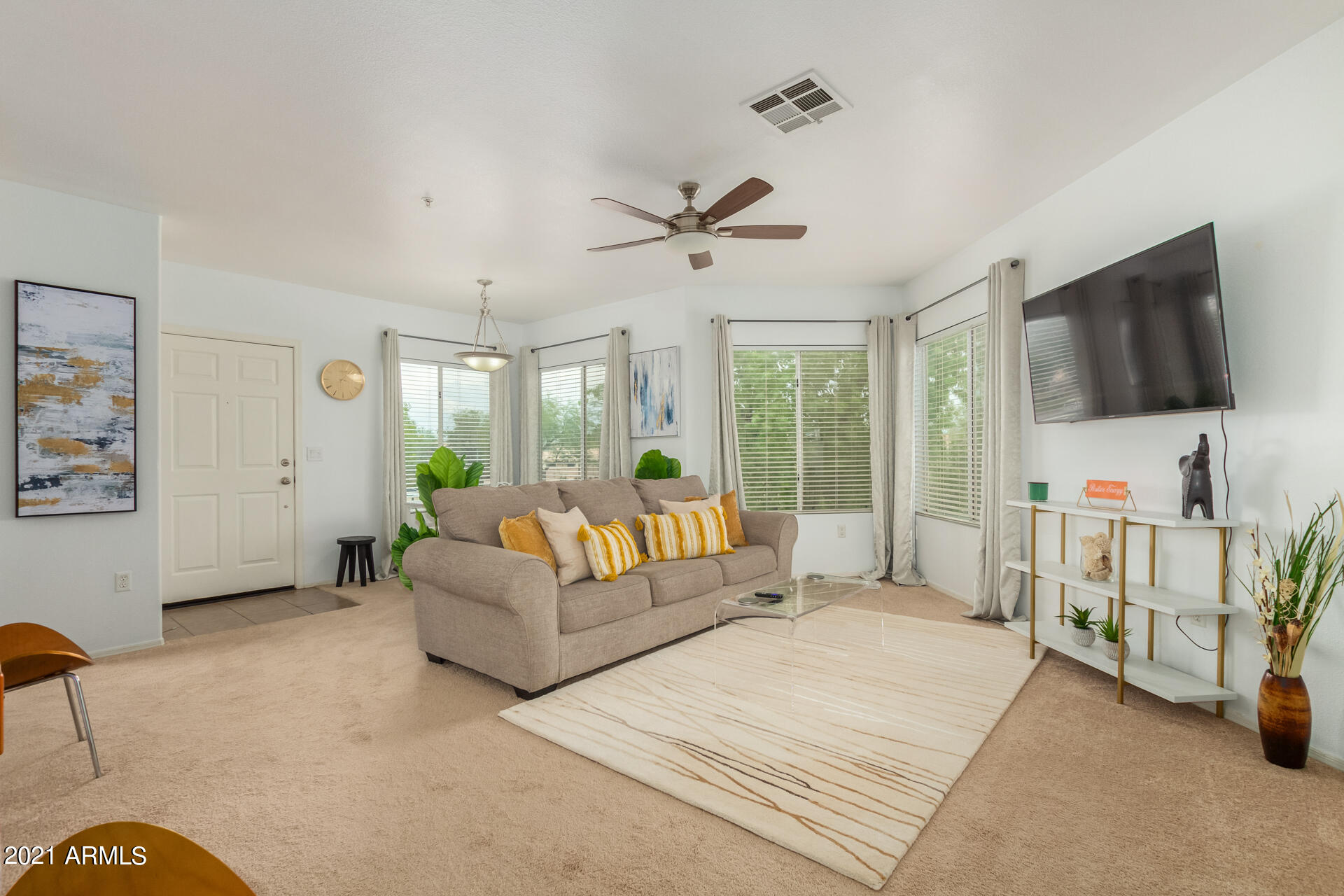 1825 West Ray Road, Unit 2149 Chandler, AZ 85224 - Photo 2 of 24 Living Rook 1