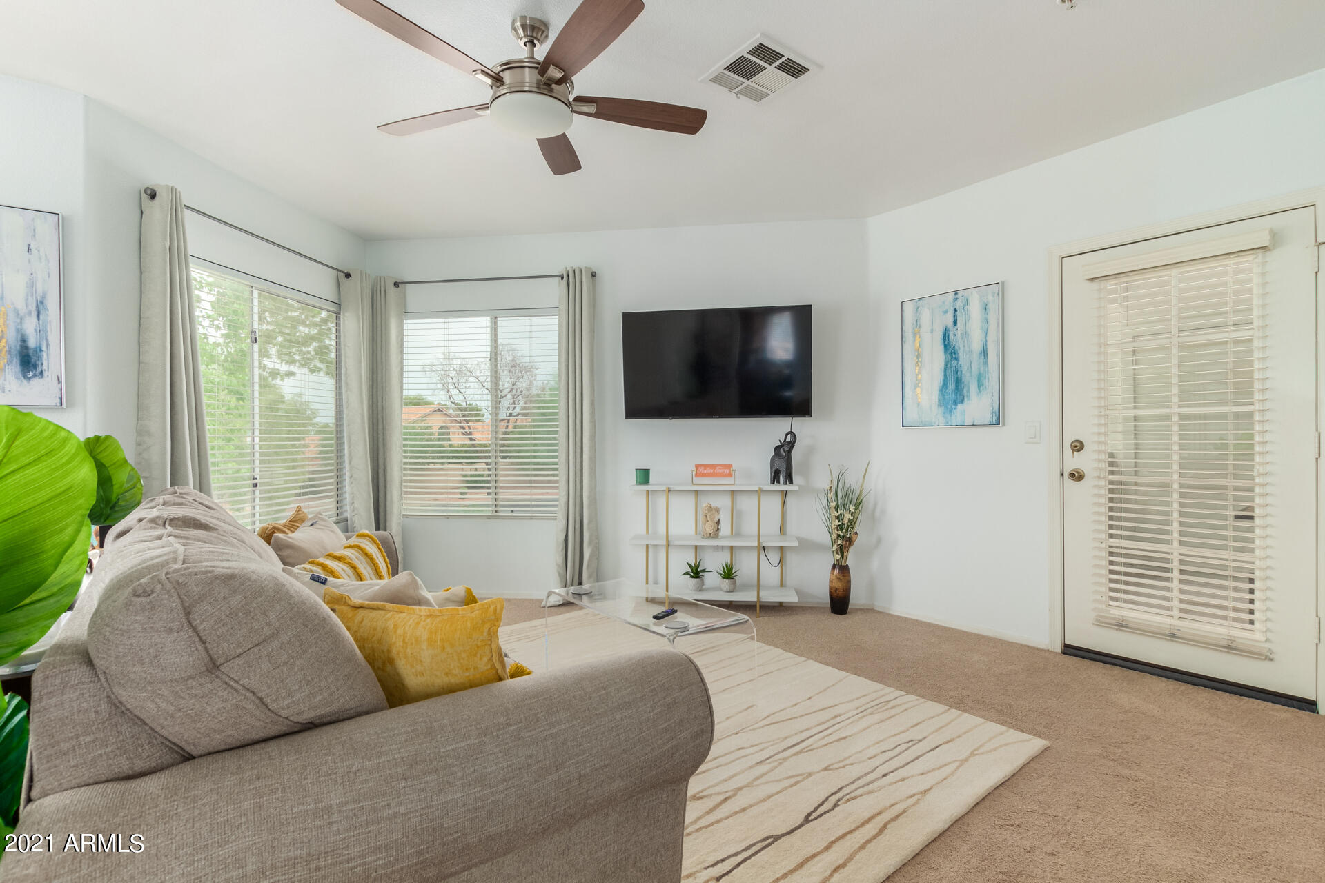 1825 West Ray Road, Unit 2149 Chandler, AZ 85224 - Photo 22 of 24 Living Room 4
