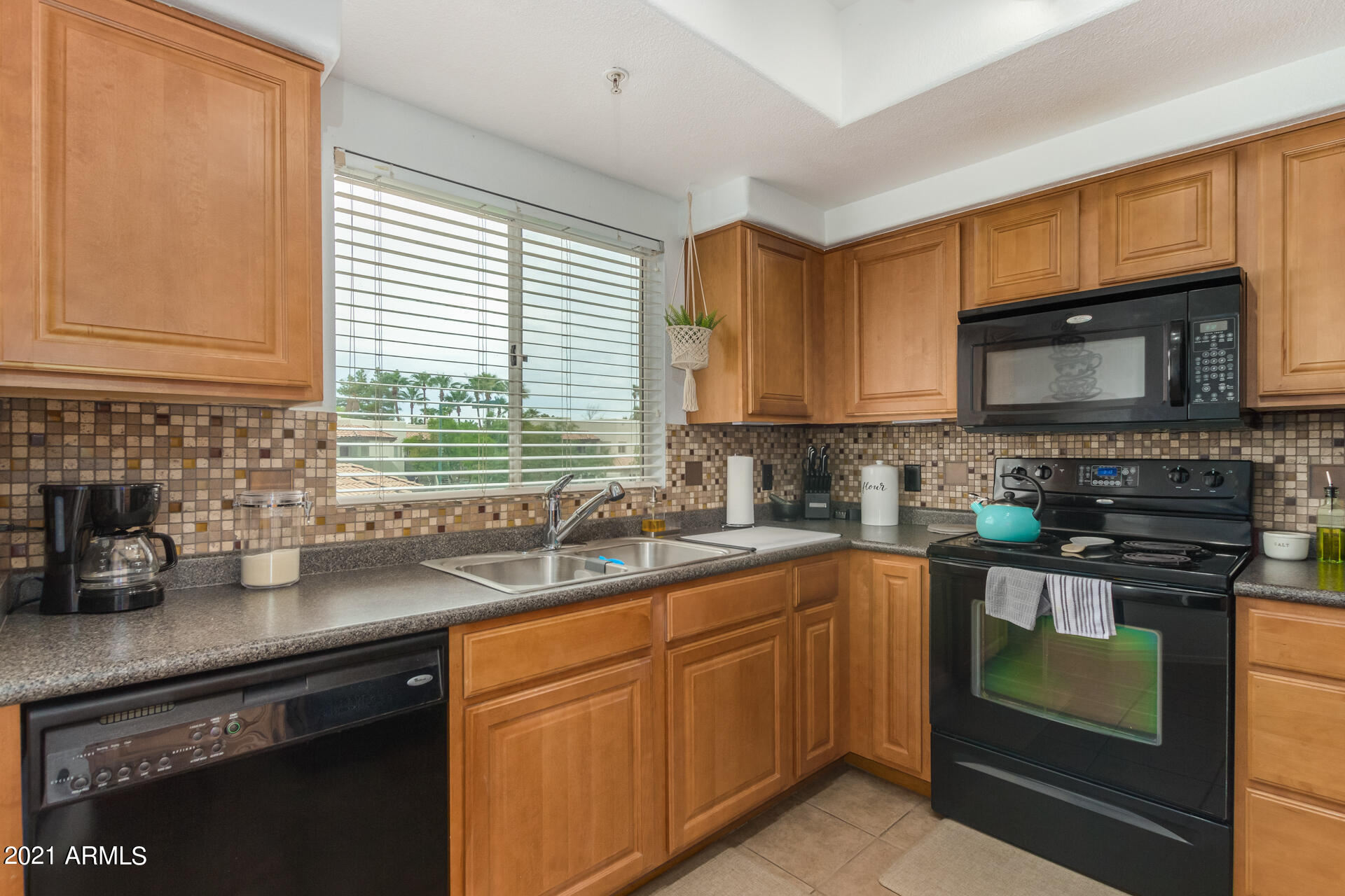 1825 West Ray Road, Unit 2149 Chandler, AZ 85224 - Photo 10 of 24 Kitchen 1