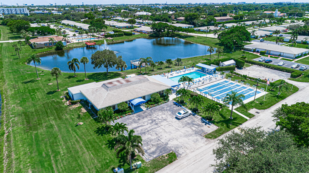 405 High Point Boulevard North, Unit D Delray Beach, FL 33445 - Photo 35 of 51 Community