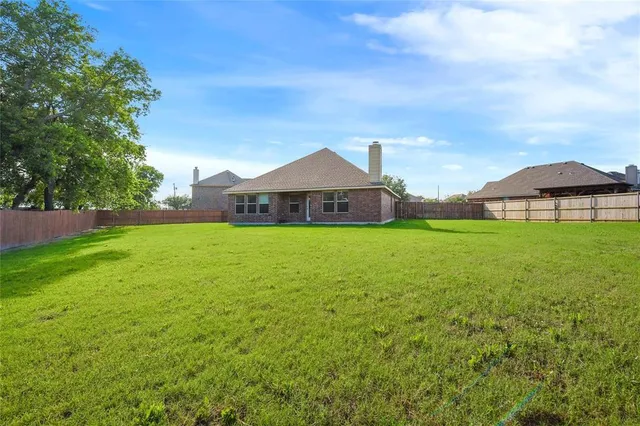 $350,000 | 702 Ireland Way, Wylie, TX 75098