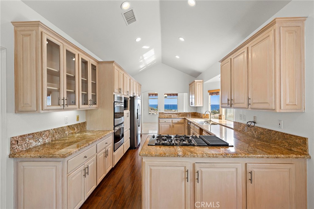34042 Cambridge Road Dana Point, CA 92629 - Photo 7 of 16
