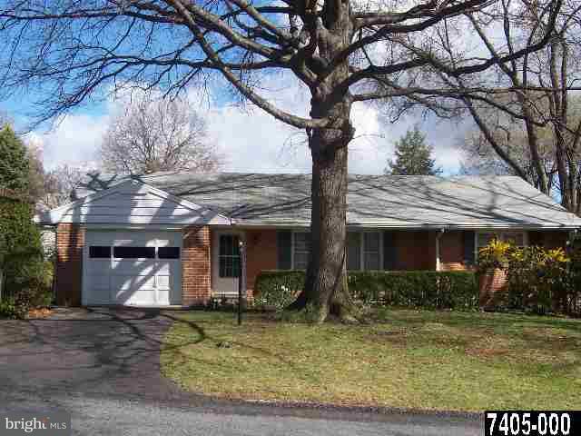 937 Southern Road York, PA 17403 - Photo 1 of 5 Gallery Image 1