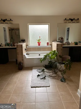 $560,000 | 3863 Dragon Fly Lane Southeast, Loganville, GA 30052