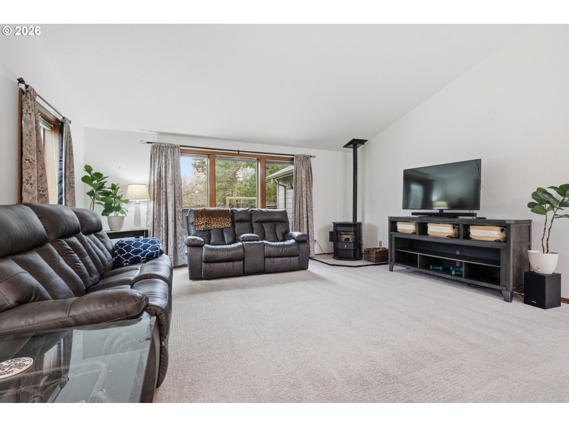 33954 Vista Lane Warren, OR 97053 - Photo 23 of 48 a living room with furniture and a flat screen tv