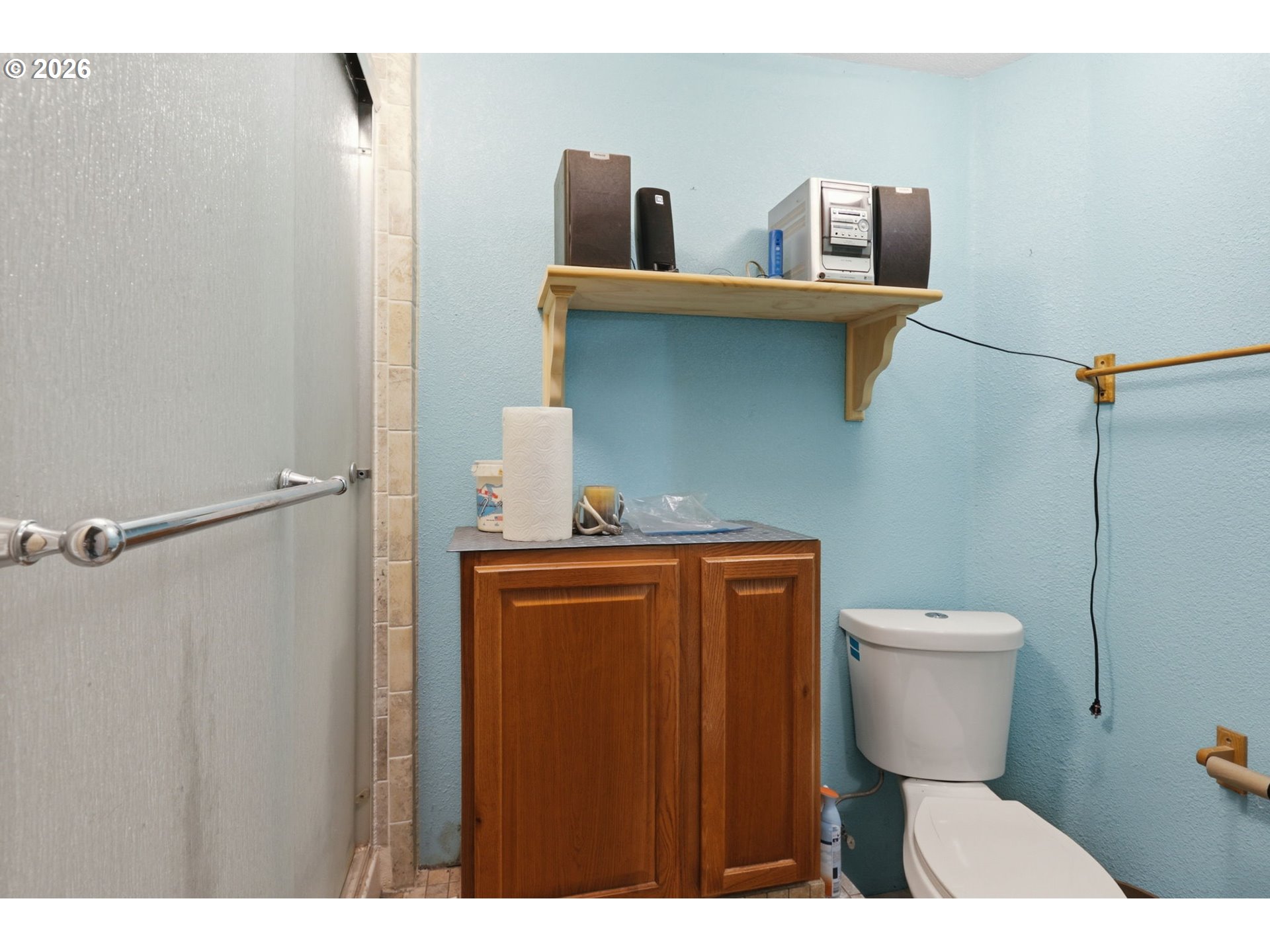 33954 Vista Lane Warren, OR 97053 - Photo 43 of 48 a bathroom with a toilet and a sink