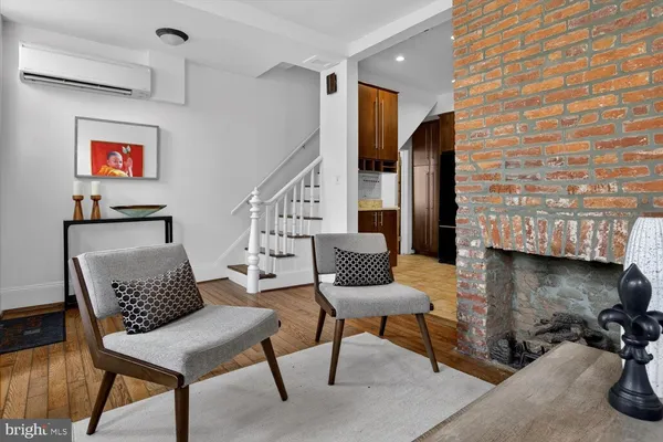 $999,000 | 911 Independence Avenue Southeast, Washington, DC 20003