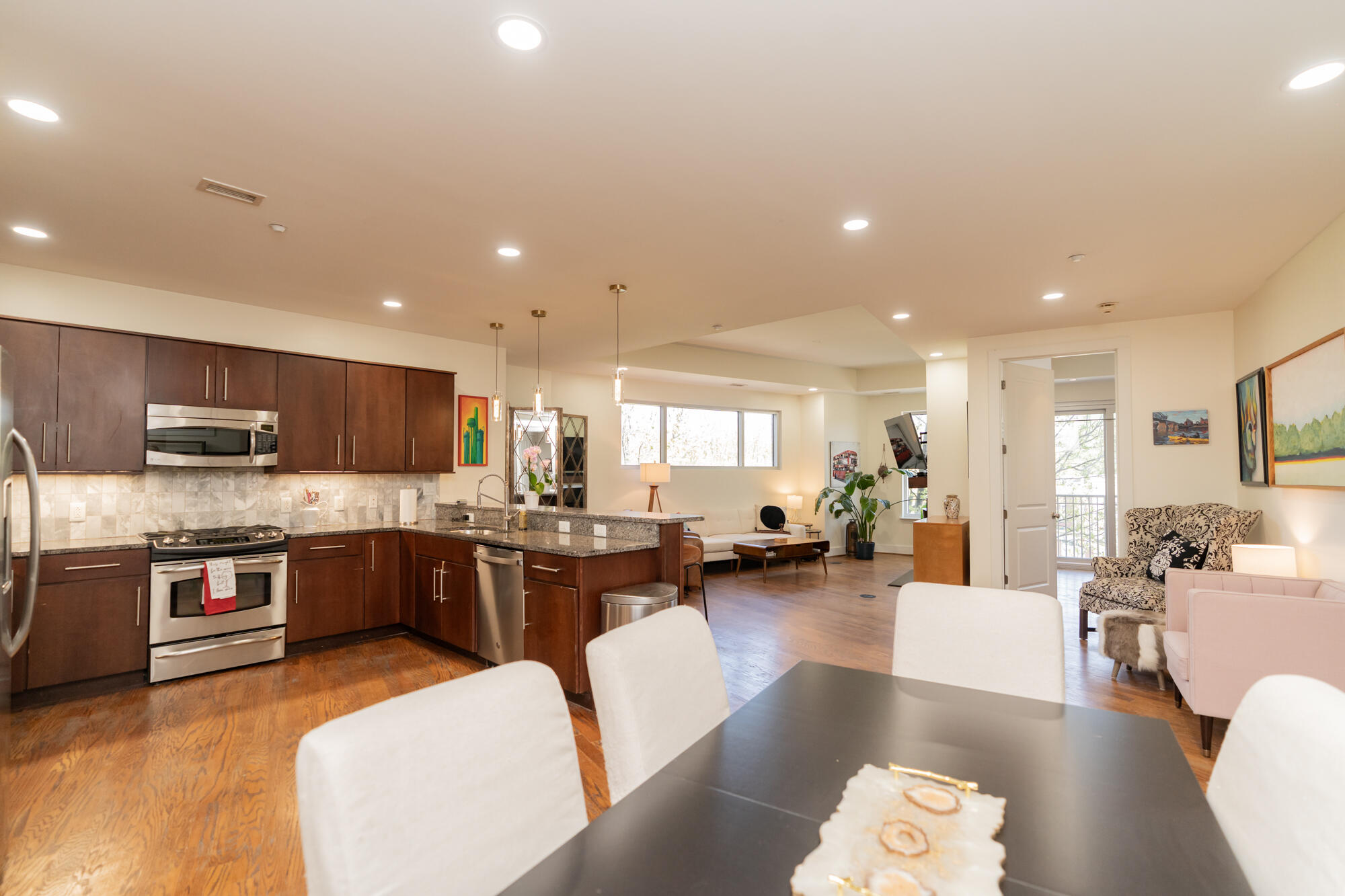 4 Cherokee Blvd., Unit 314 Chattanooga, TN 37405 - Photo 58 of 63 Wonderful open floorplan