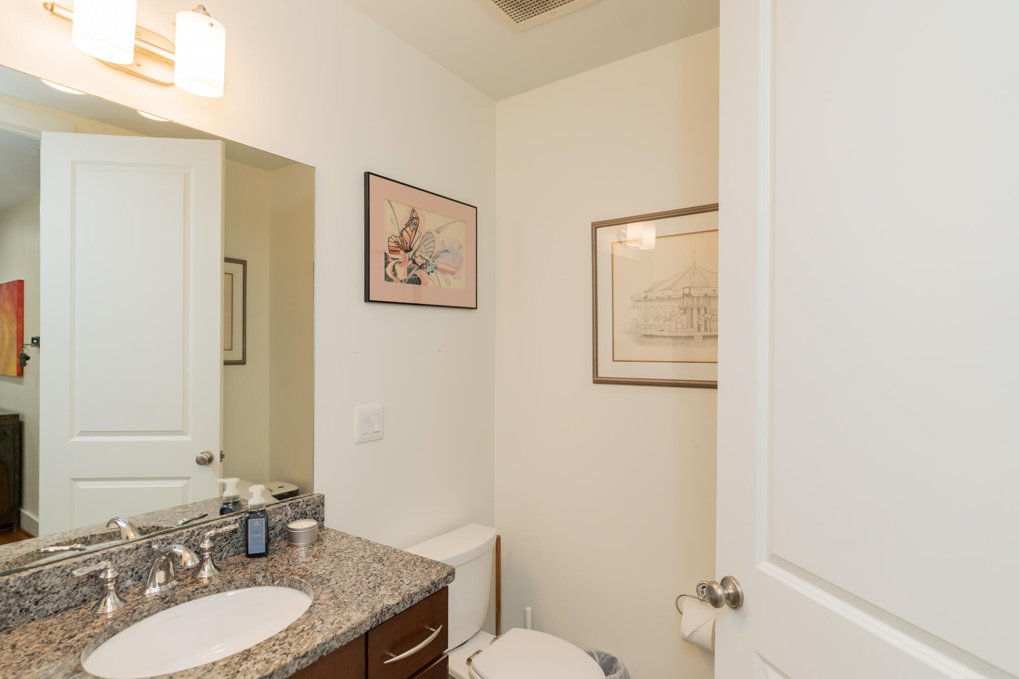 4 Cherokee Blvd., Unit 314 Chattanooga, TN 37405 - Photo 24 of 63 Granite top vanity