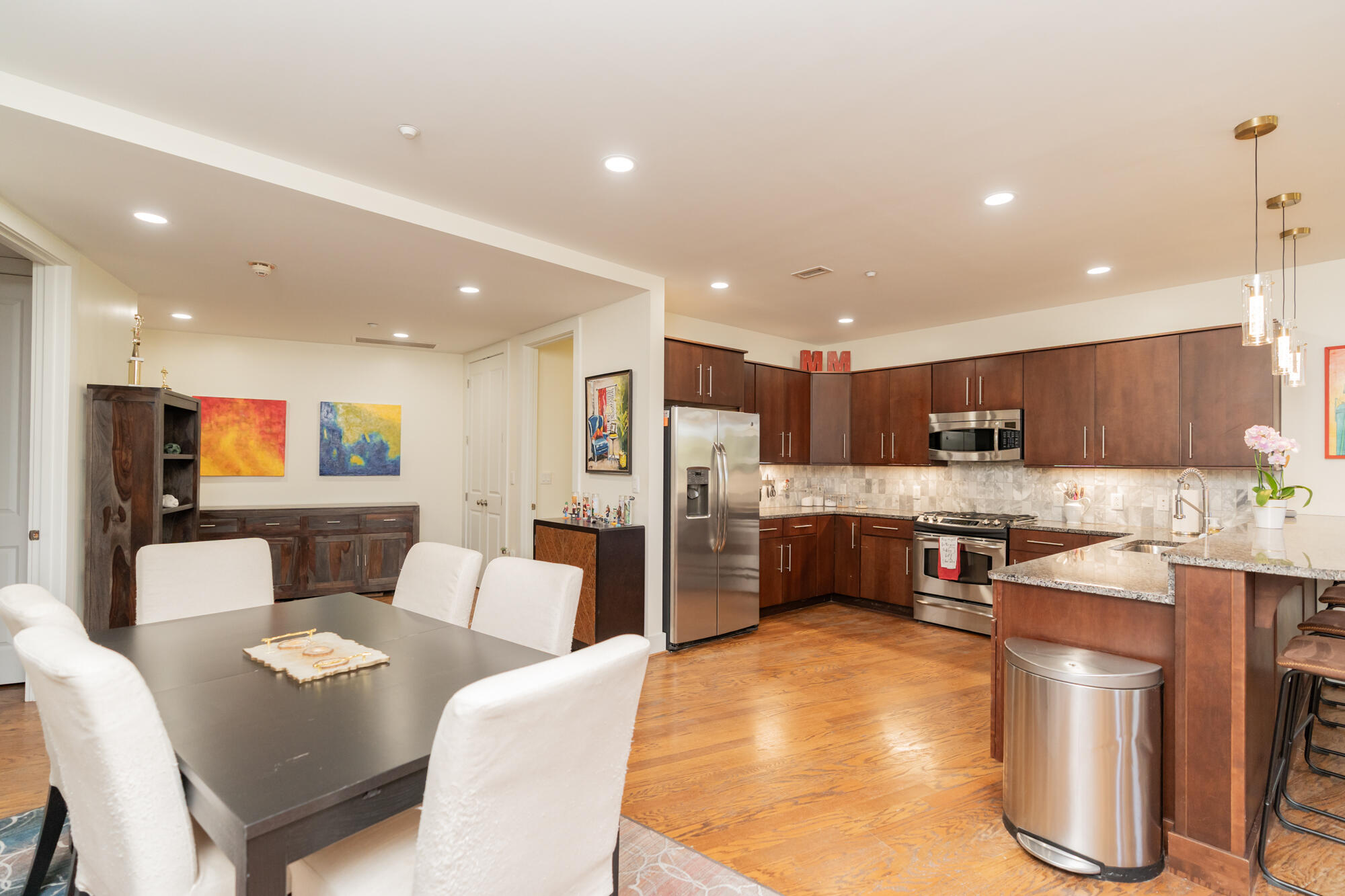 4 Cherokee Blvd., Unit 314 Chattanooga, TN 37405 - Photo 2 of 63 Great for entertaining