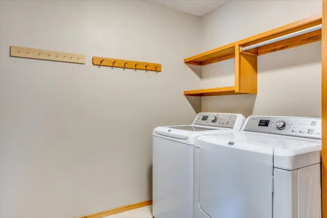 $334,900 | 2751 North Bellwood Street, Wichita, KS 67205