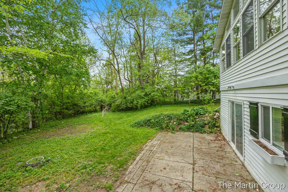 6610 Riga Avenue Northeast Rockford, MI 49341 - Photo 39 of 50 6610-Riga_039