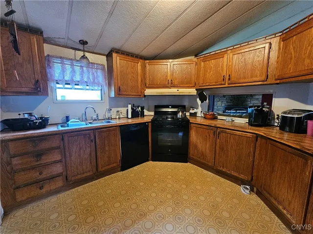 $59,900 | 3553 Bleachery Place, New Hartford, NY 13319