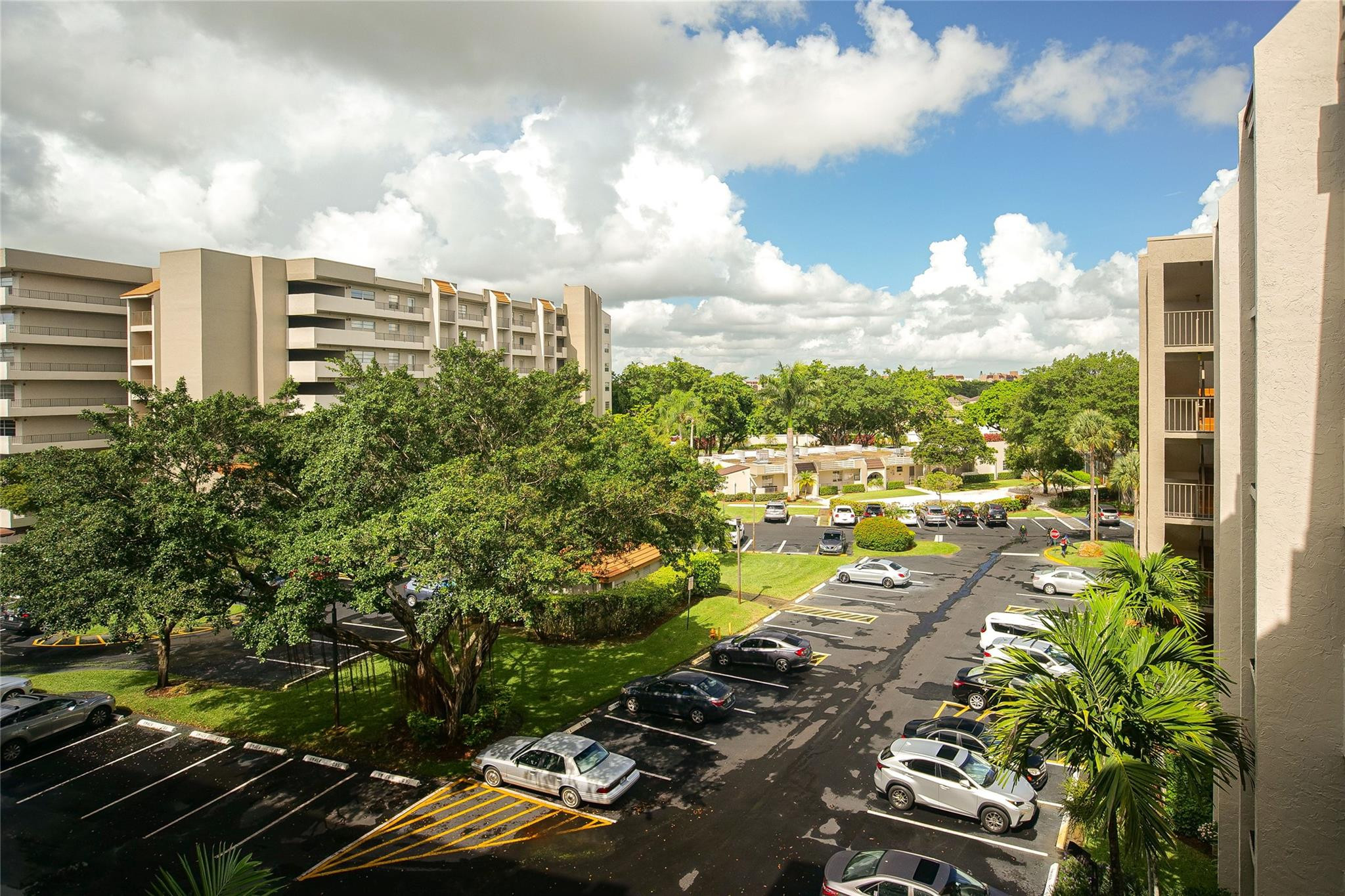 3920 Inverrary Boulevard, Unit 604C Lauderhill, FL 33319 - Photo 37 of 54 Photo 37