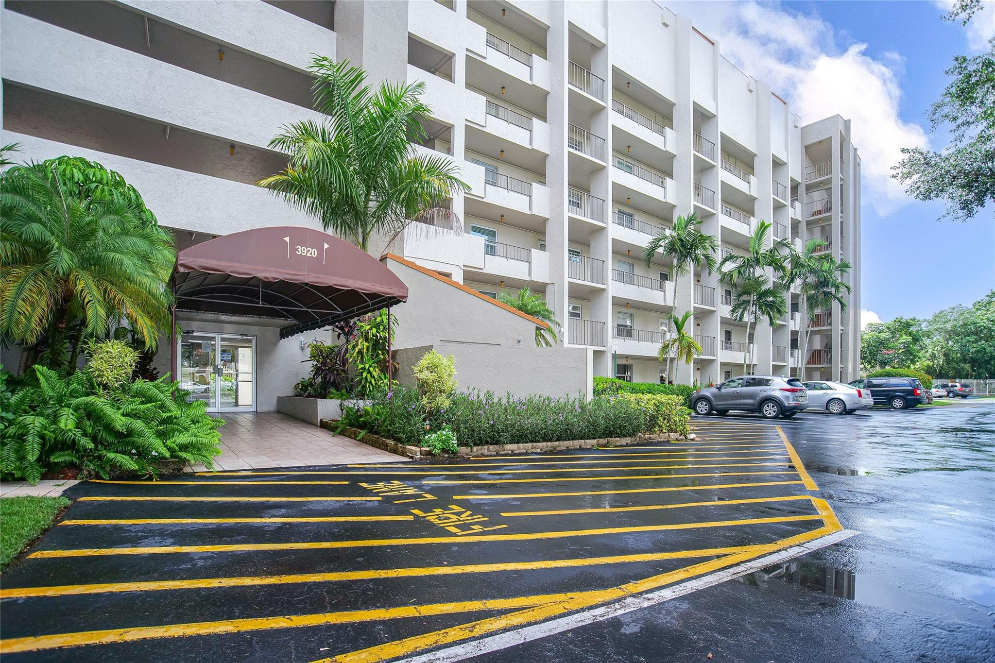 3920 Inverrary Boulevard, Unit 604C Lauderhill, FL 33319 - Photo 42 of 54 Photo 42