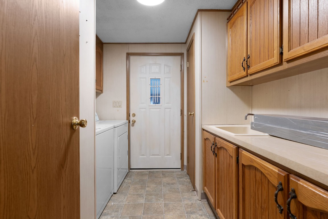 301 Flint Road Binghamton, NY 13905 - Photo 11 of 29