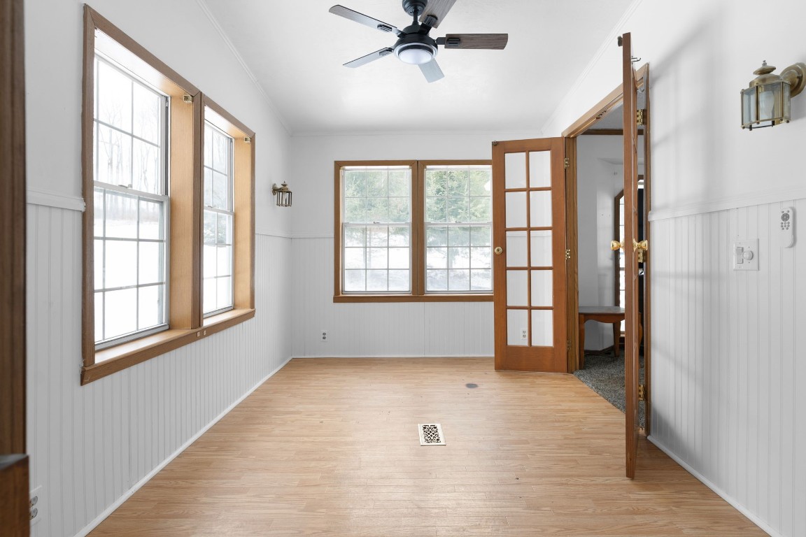 301 Flint Road Binghamton, NY 13905 - Photo 3 of 29