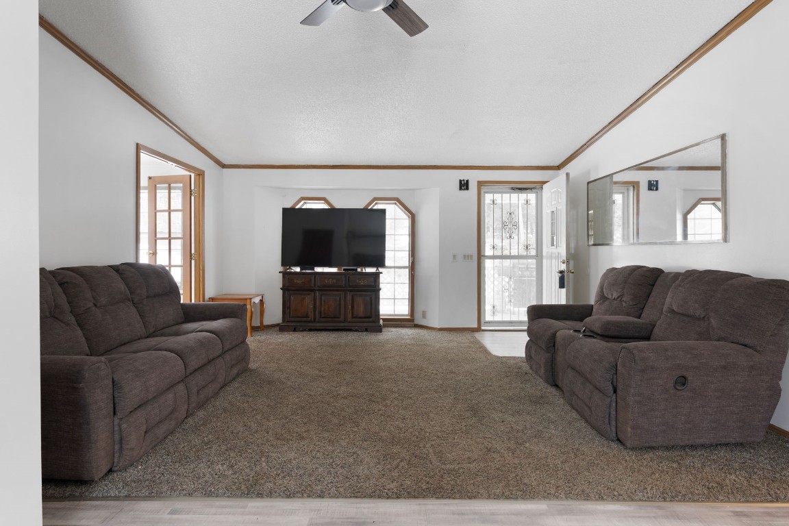 301 Flint Road Binghamton, NY 13905 - Photo 5 of 29