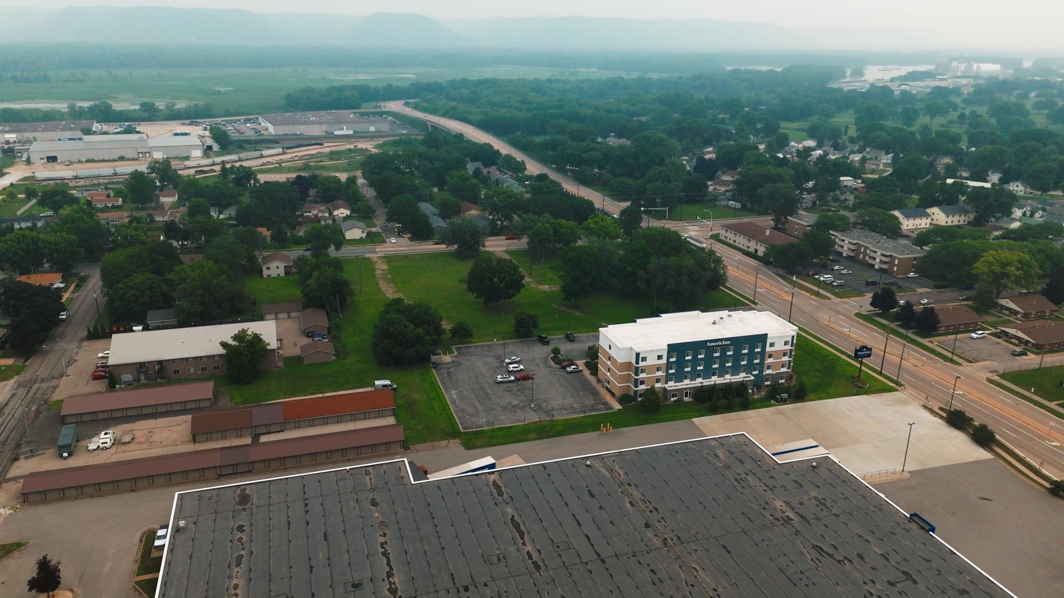 1845 West 5th Street Winona, MN 55987 - Photo 2 of 6
