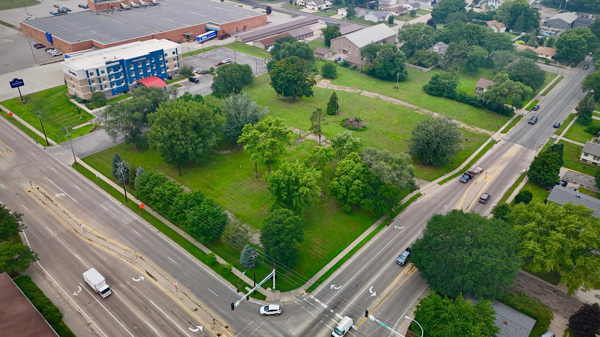 1845 West 5th Street Winona, MN 55987 - Photo 4 of 6
