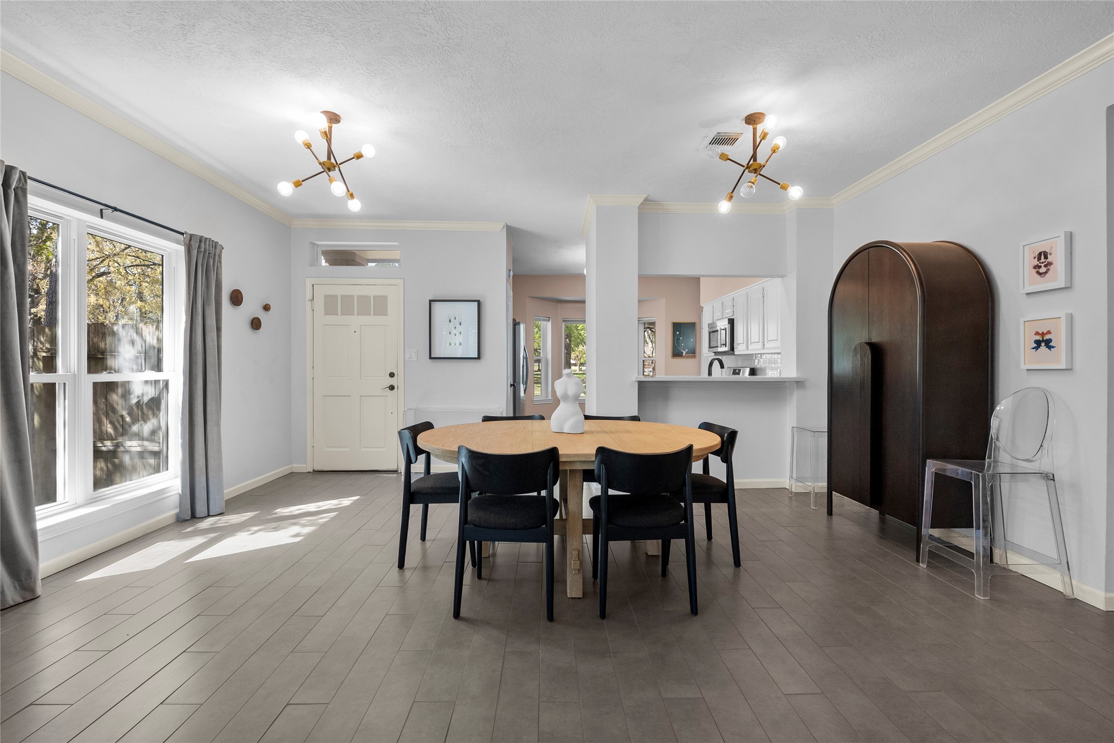 1518 Mabry Mill Road Houston, TX 77062 - Photo 12 of 38