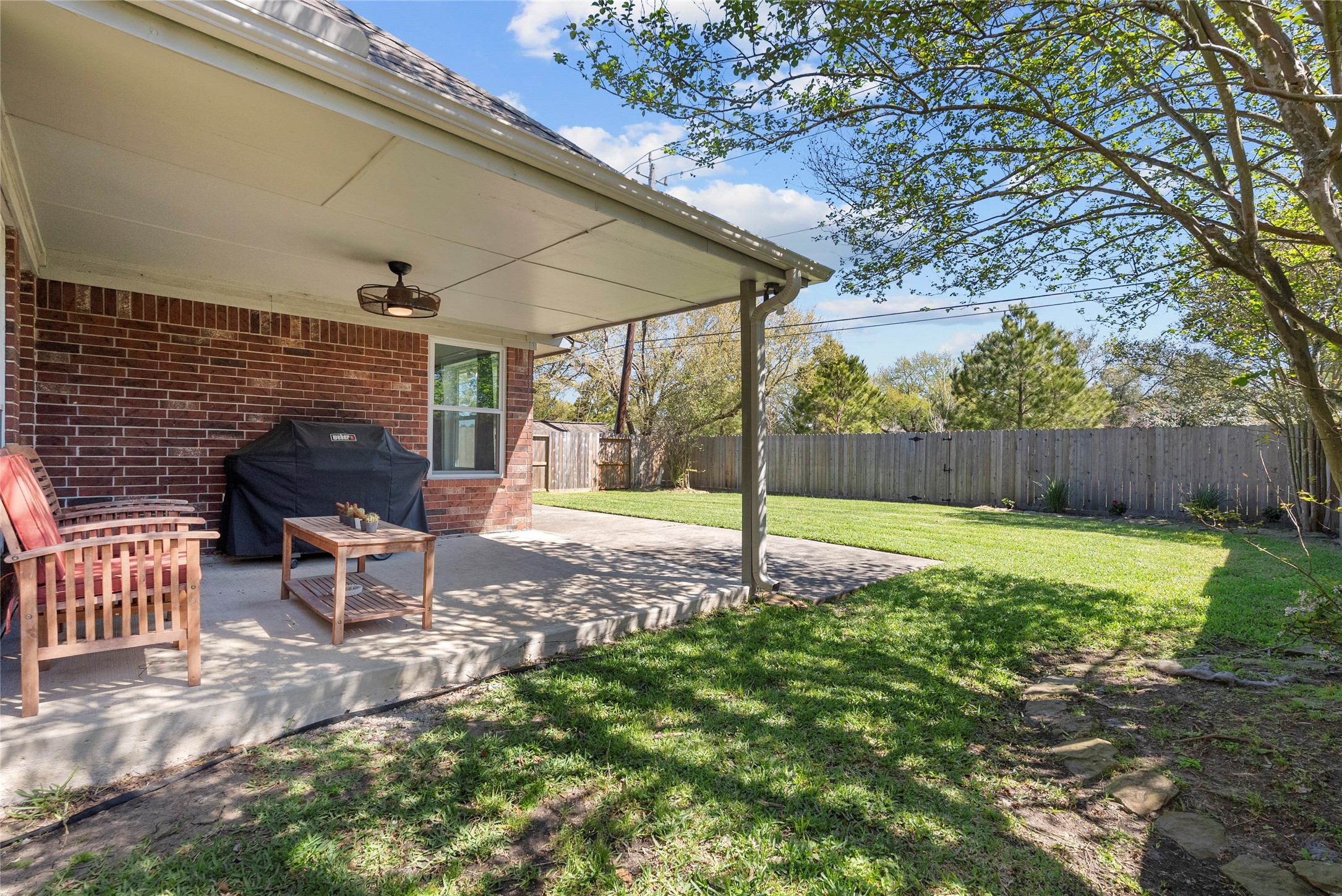 1518 Mabry Mill Road Houston, TX 77062 - Photo 29 of 38