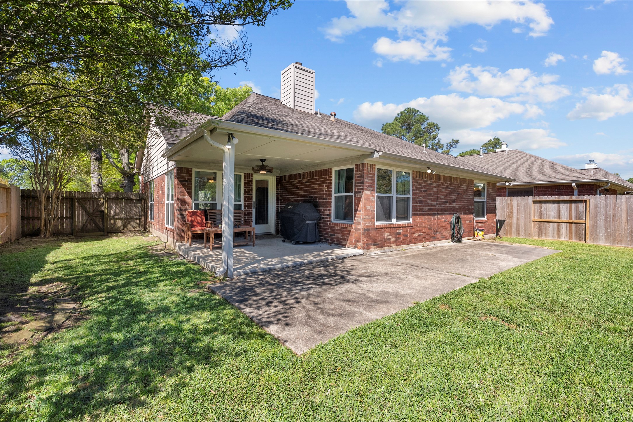 1518 Mabry Mill Road Houston, TX 77062 - Photo 30 of 38