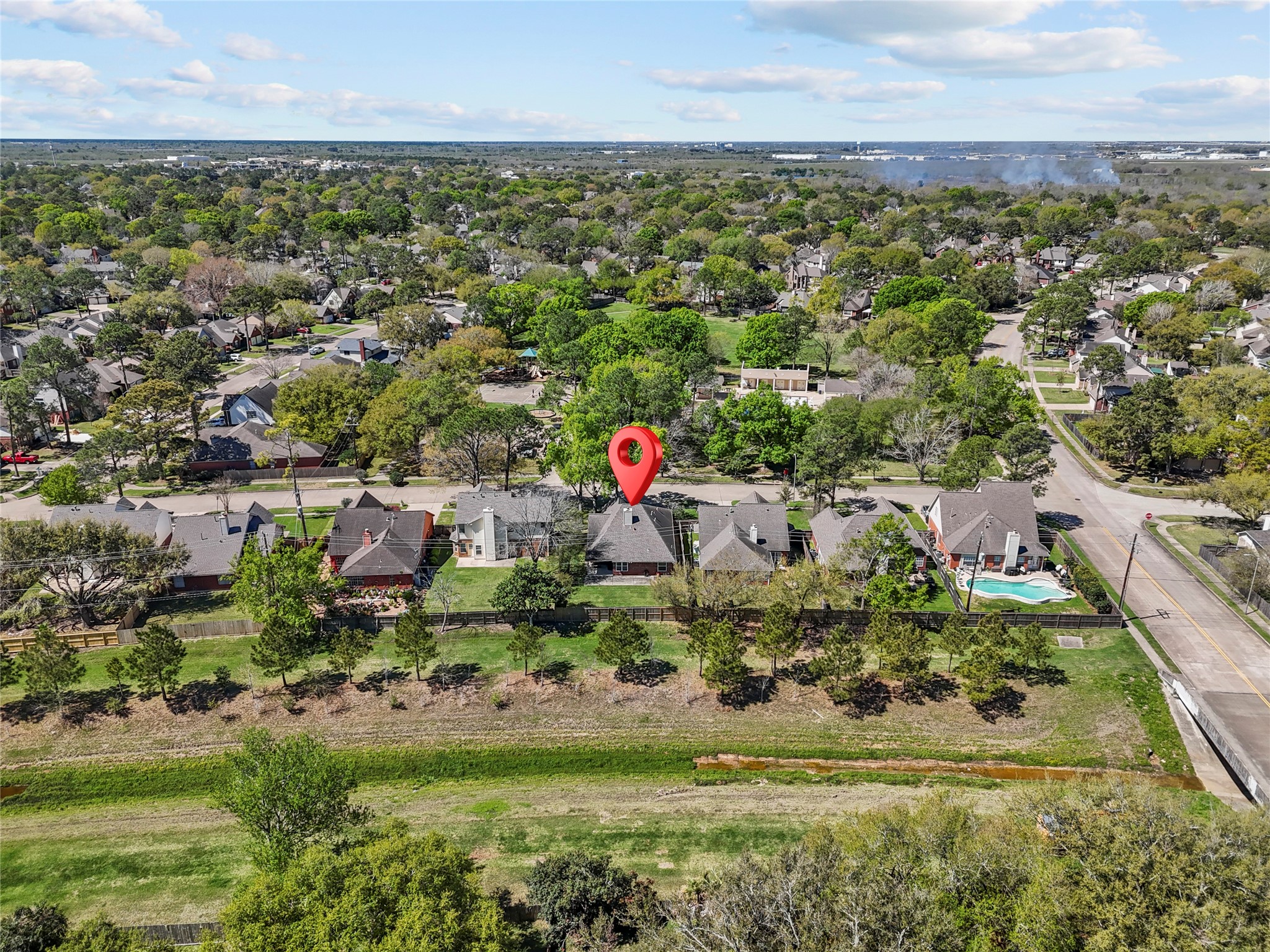 1518 Mabry Mill Road Houston, TX 77062 - Photo 34 of 38