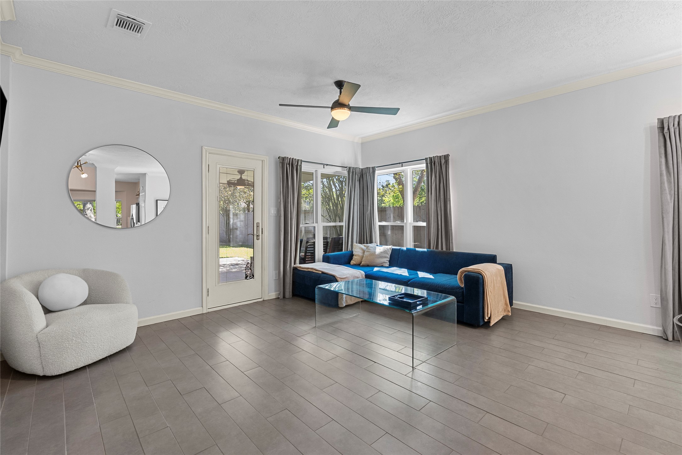 1518 Mabry Mill Road Houston, TX 77062 - Photo 6 of 38