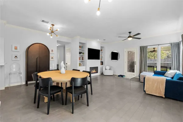 $295,000 | 1518 Mabry Mill Road, Houston, TX 77062