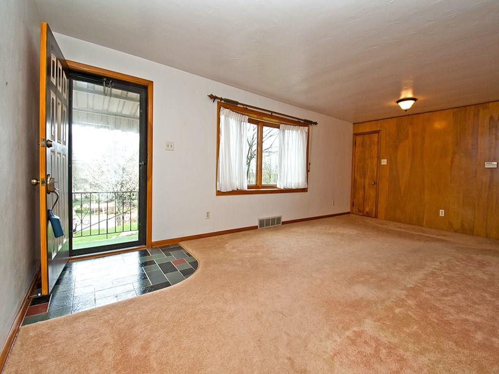 3079 East Hardies Road Gibsonia, PA 15044 - Photo 3 of 24 Gallery Image 3
