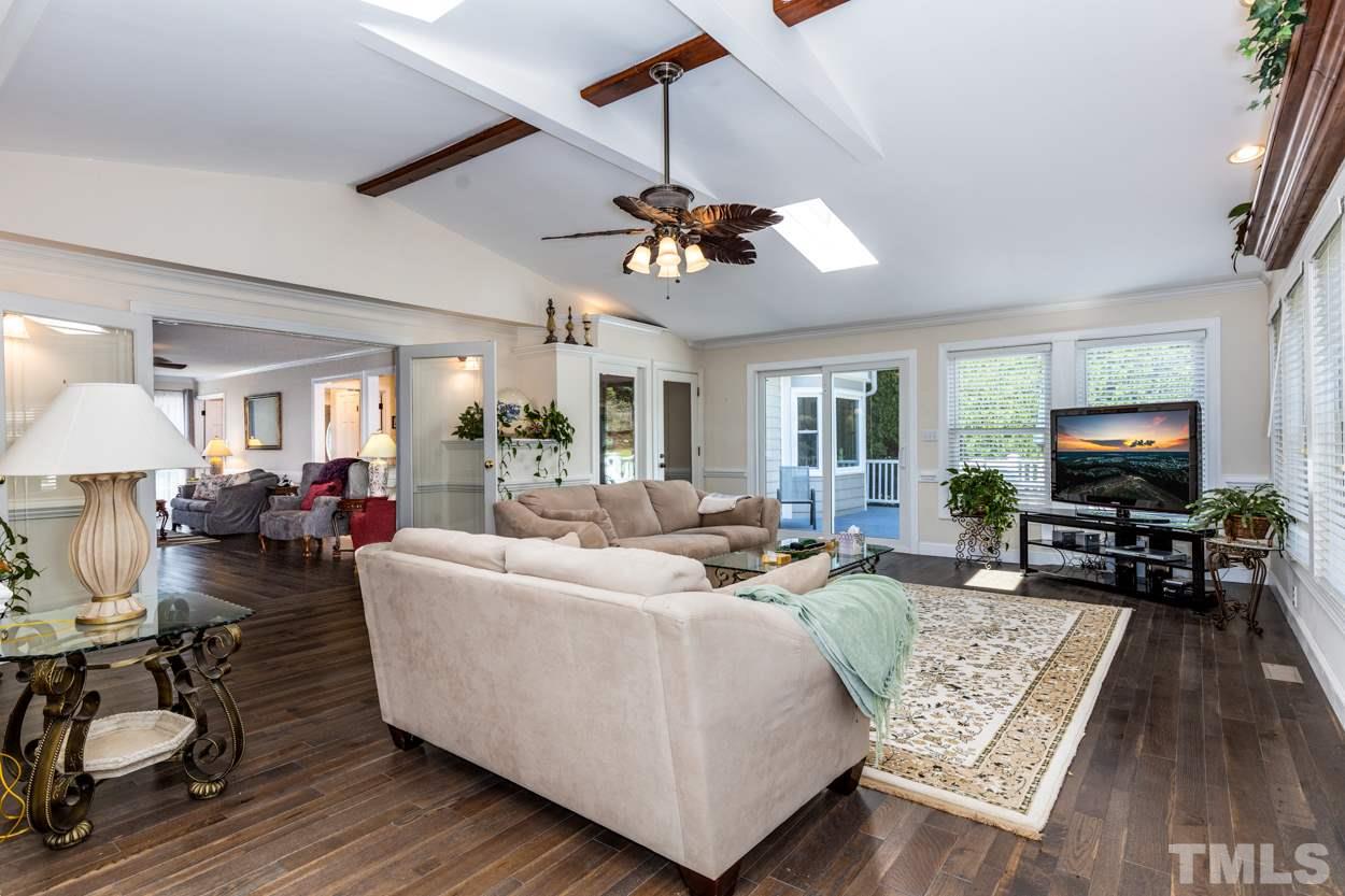 3920 Inland Court Raleigh, NC 27606 - Photo 11 of 26