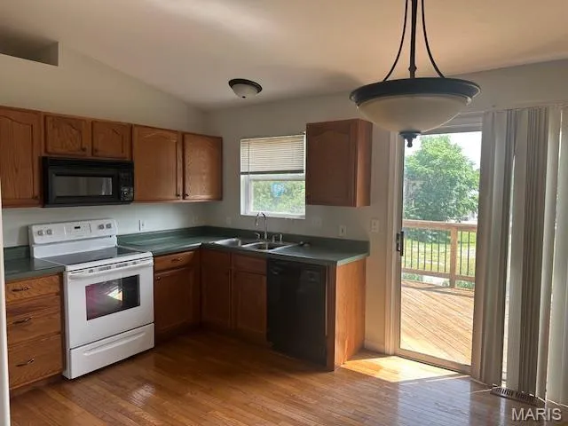 $1,850 | 852 Vine Street, Festus, MO 63028