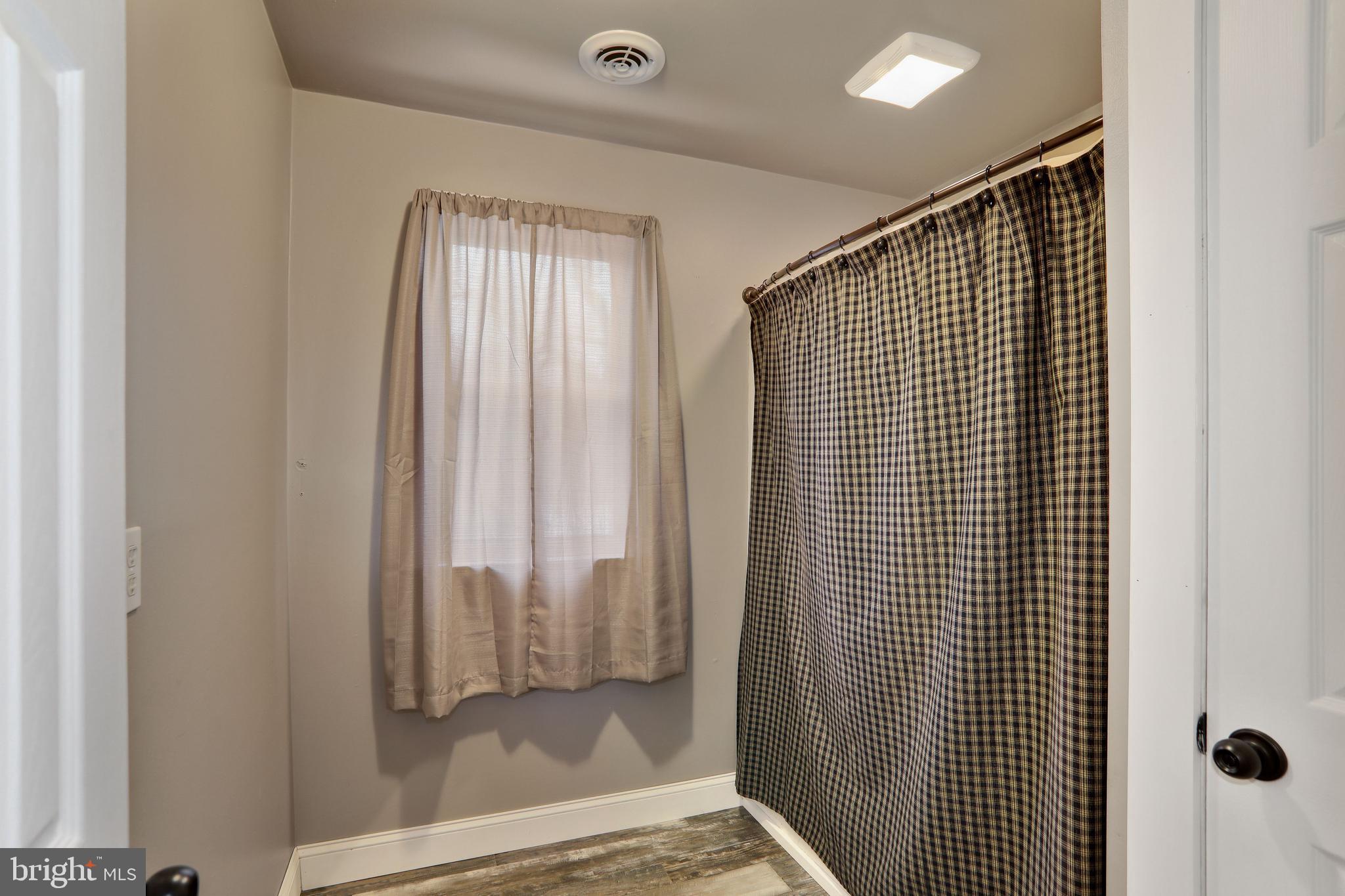 61 Cedar Street Alloway, NJ 08001 - Photo 28 of 48 2ND FLOOR BATH/SHOWER ROOM